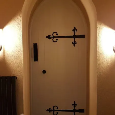 Renovated Church Close To The Beach Llanelli Room photo